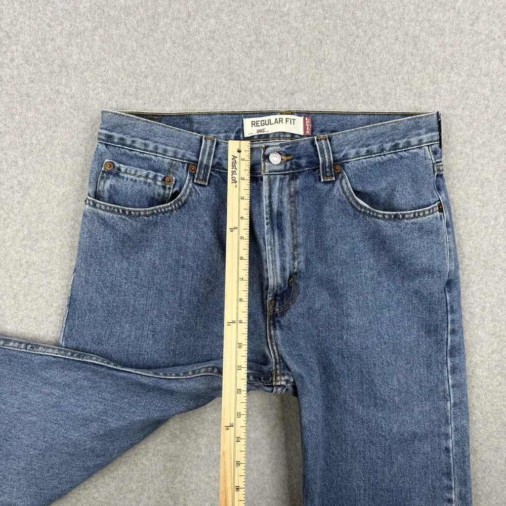Vintage Levis Jeans Mens 34x30 Medium Wash 505 Regular‎ Straight Leg Denim Y2K
